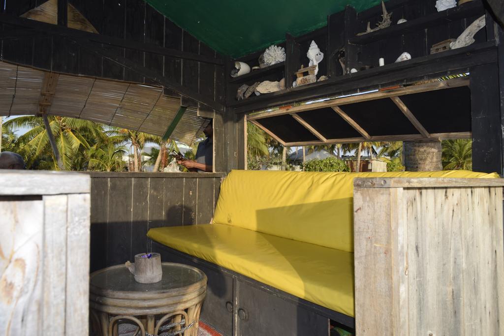 Alvi Star Inn Thulhaadhoo Esterno foto