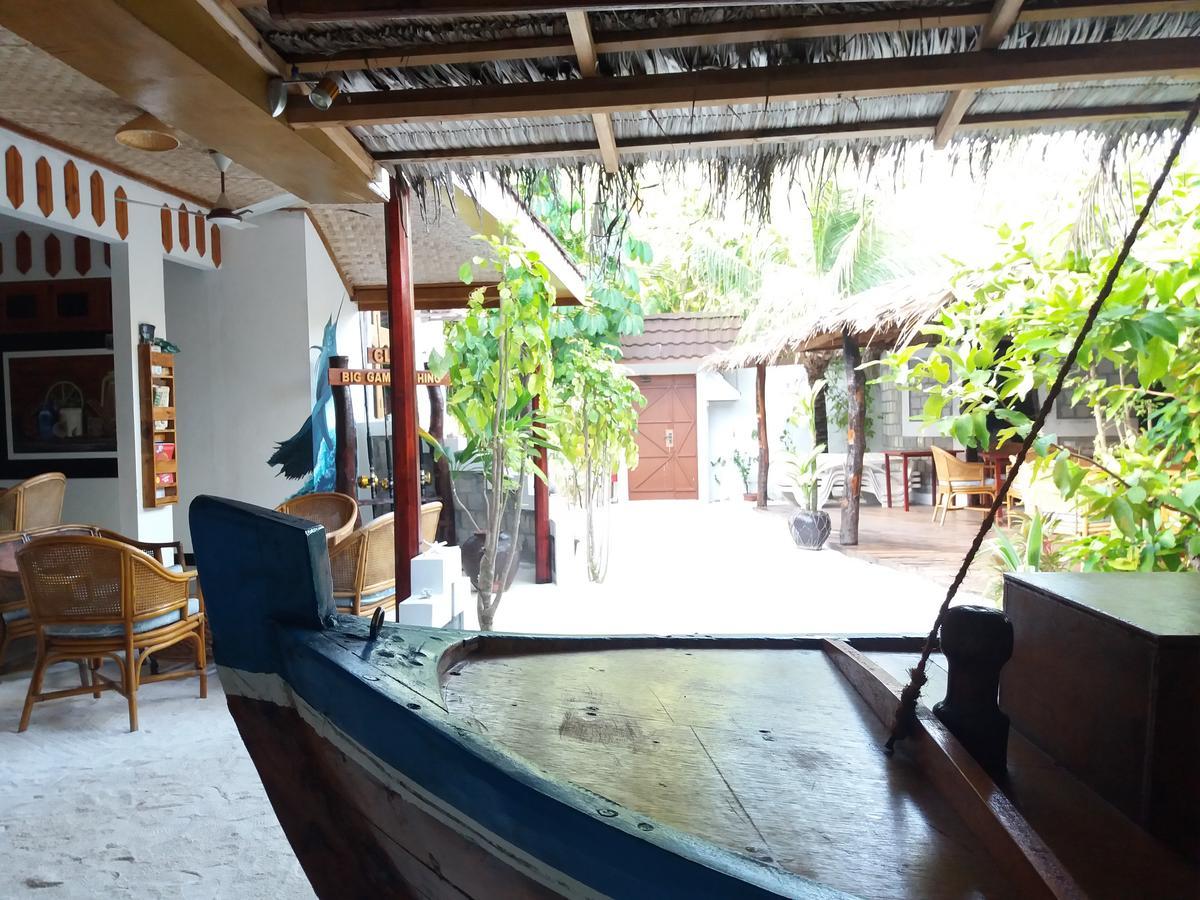Alvi Star Inn Thulhaadhoo Esterno foto