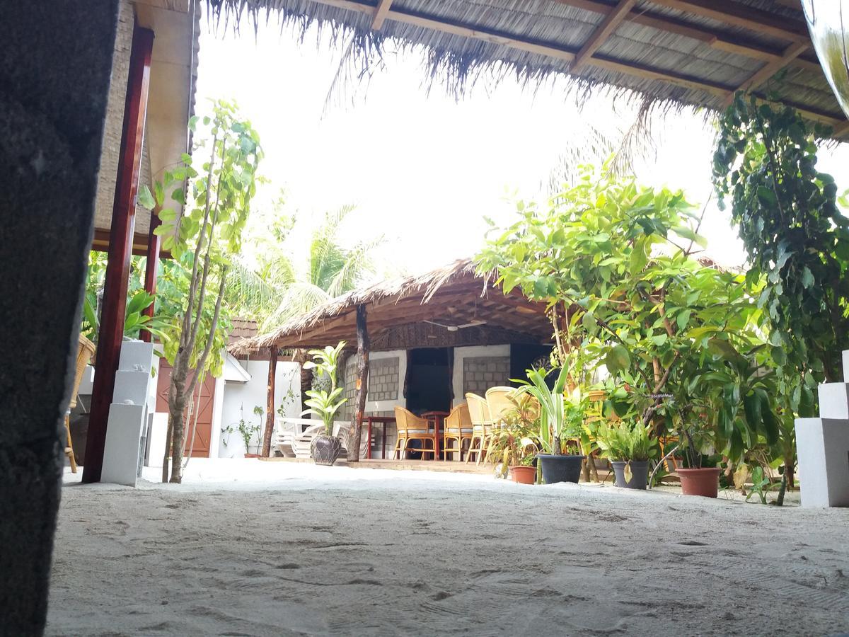 Alvi Star Inn Thulhaadhoo Esterno foto