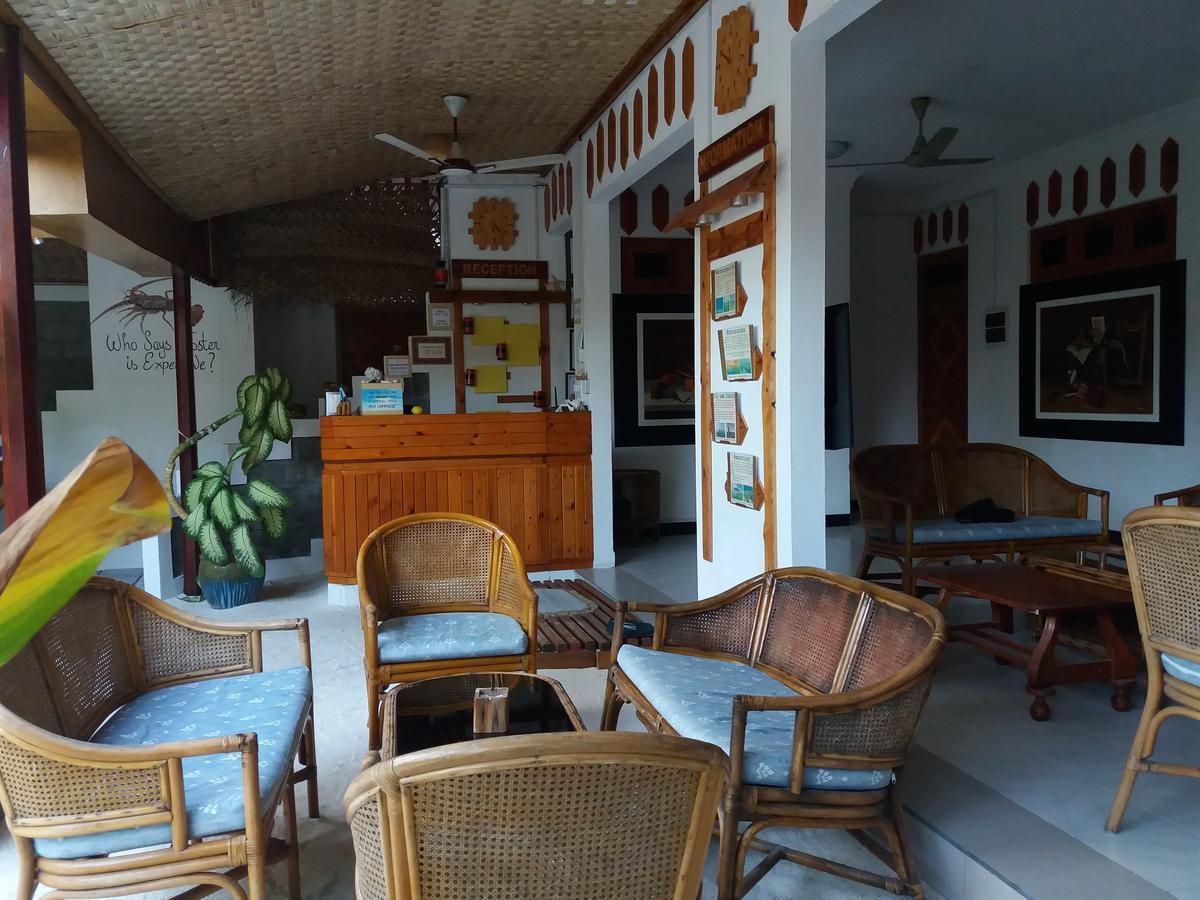Alvi Star Inn Thulhaadhoo Esterno foto